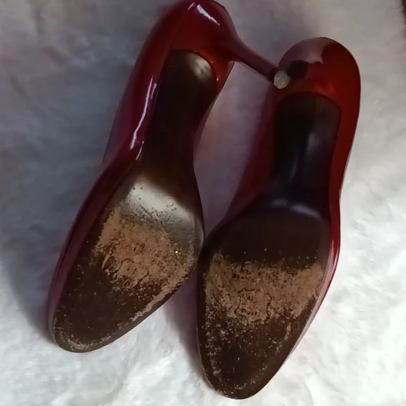 Stuart Weitzman Pumps - Picture 6 of 8